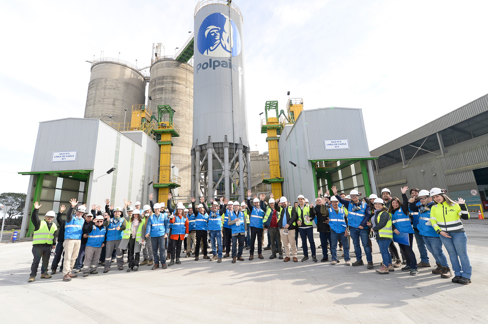 Clientes de Polpaico Soluciones visitan Planta Molienda Coronel